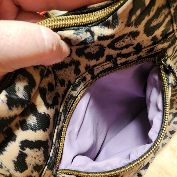 Travelon Animal Print Crossbody Bag - Picture 5 of 12